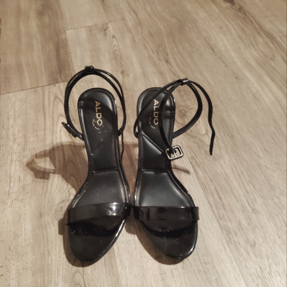 ALDO Women's Black Strappy Sandals